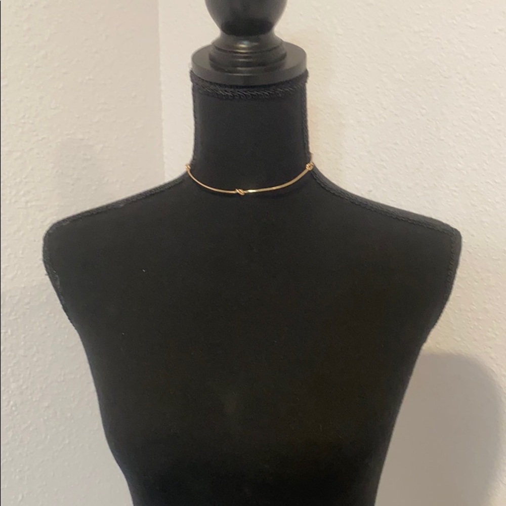 Knot necklace
